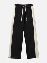 Jogginghose mit Schlitz am Fußmund
